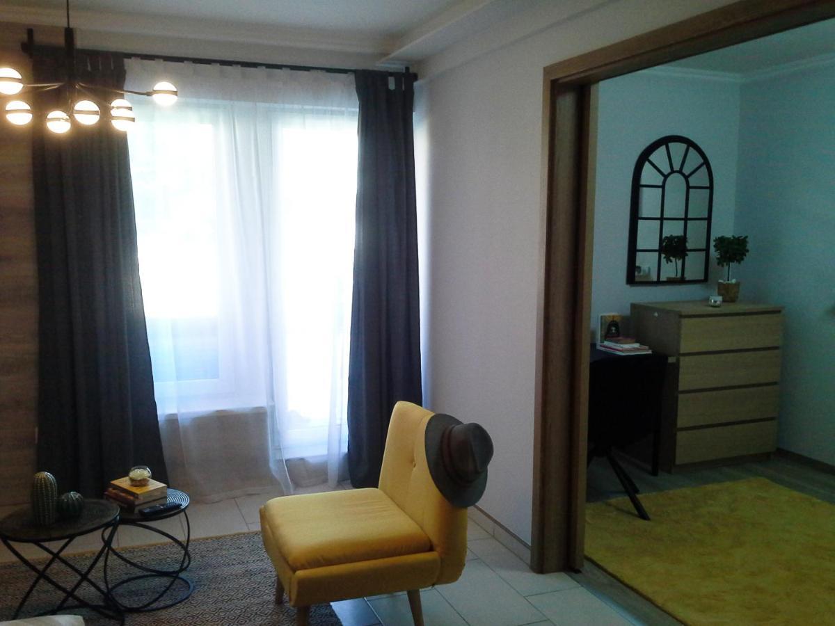 Alexandra Apartment Hajduszoboszlo - Chic Flat Экстерьер фото